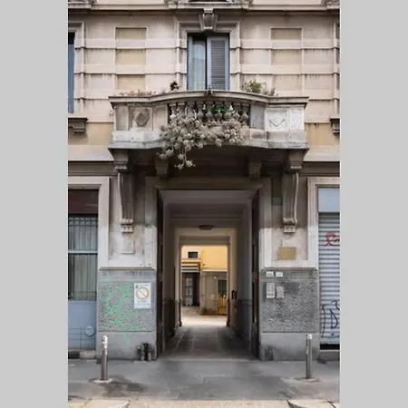 Brioschi Apartment Апартаменты