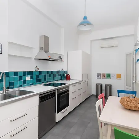 Brioschi Apartment Апартаменты *